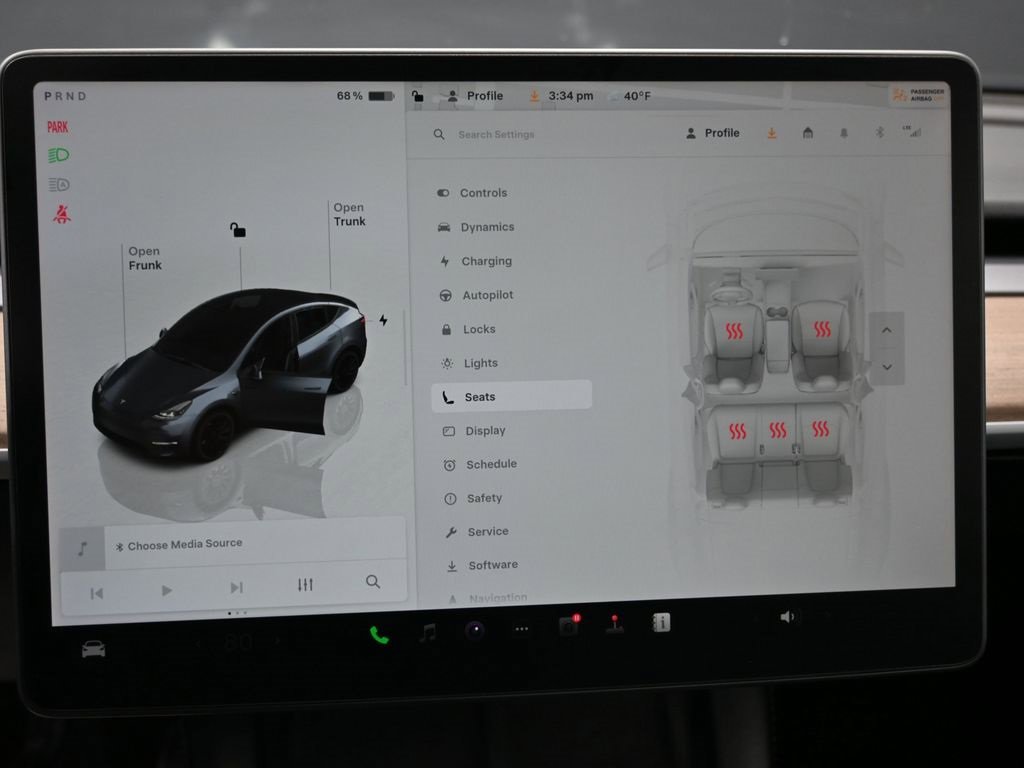 Used 2022 Tesla Model Y Performance image 27