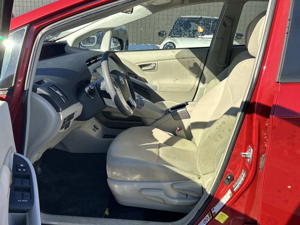 Used 2015 Toyota Prius Four image 24