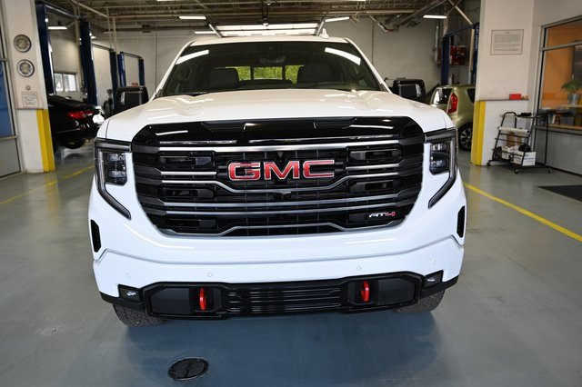 New 2026 GMC Sierra 1500 AT4 w/ AT4 Premium Package image 2