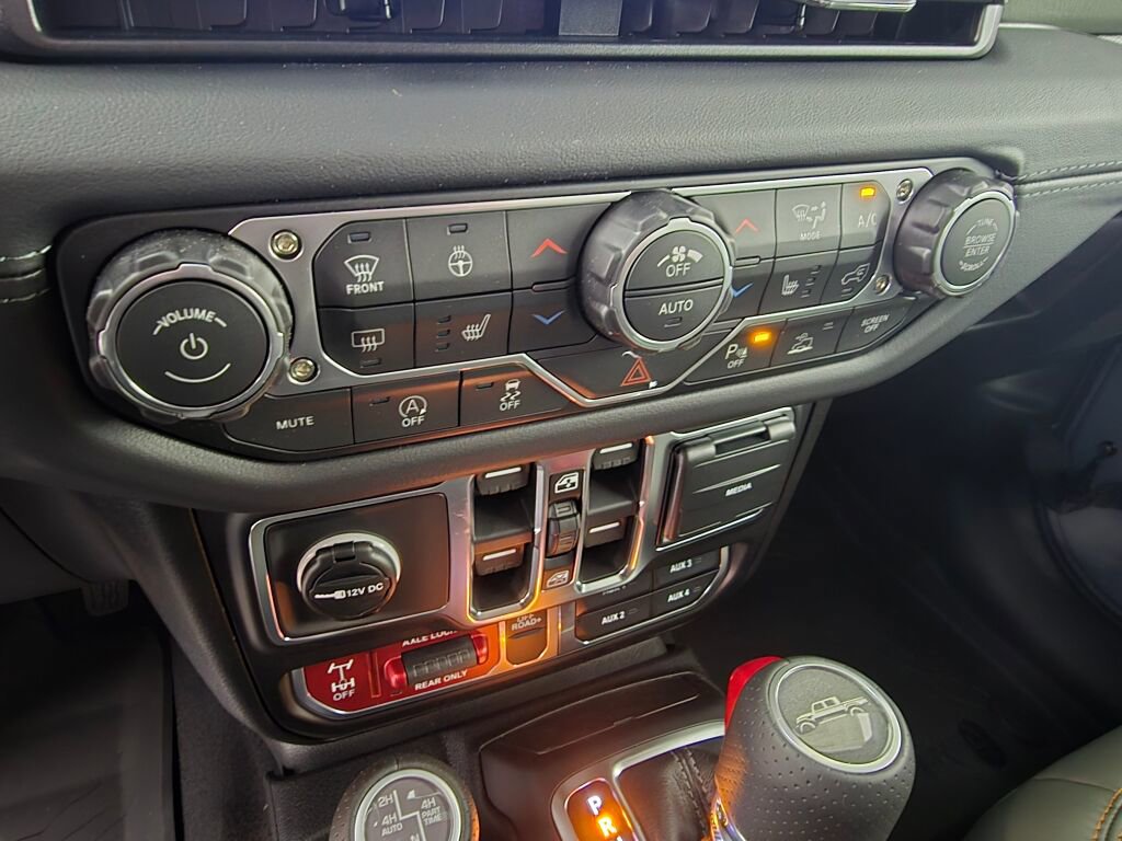 New 2026 Jeep Gladiator Mojave image 24