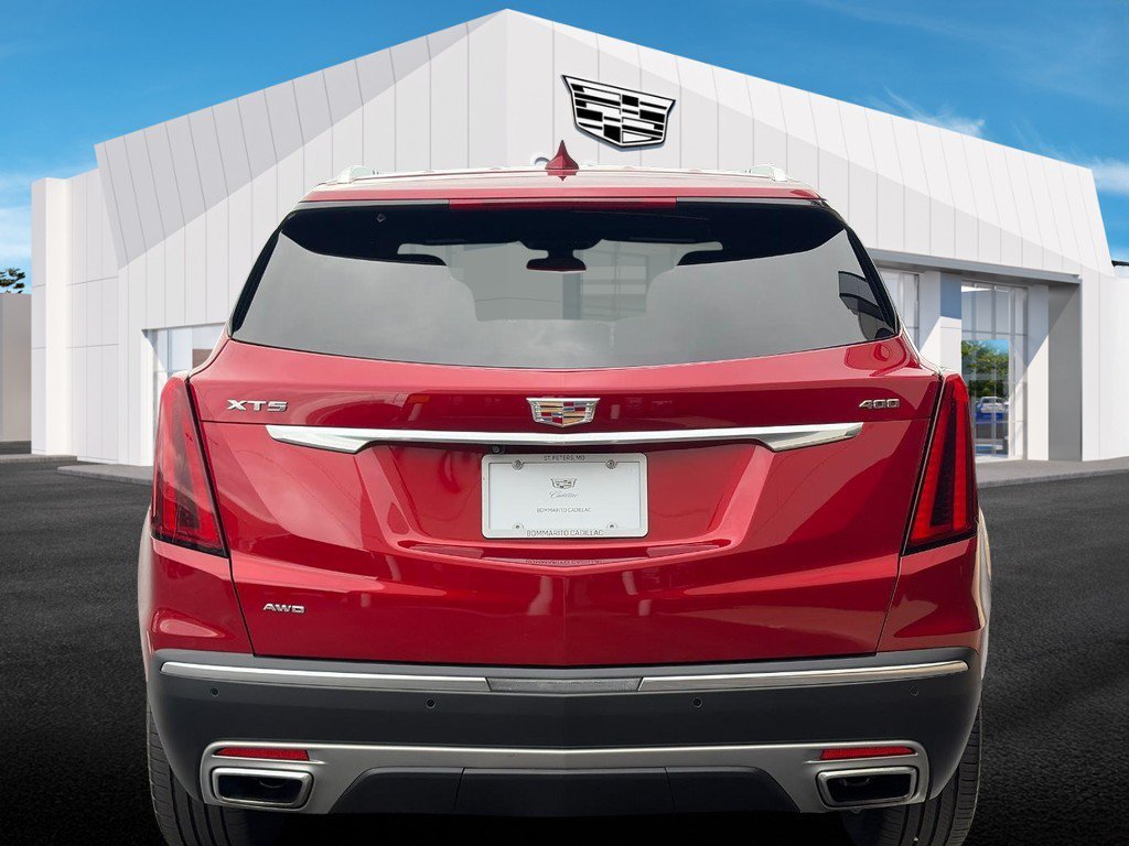 Used 2024 Cadillac XT5 Premium Luxury AWD/4WD image 3