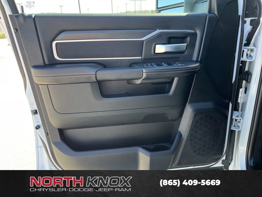 New 2026 RAM 5500 4x4 Crew Cab image 5