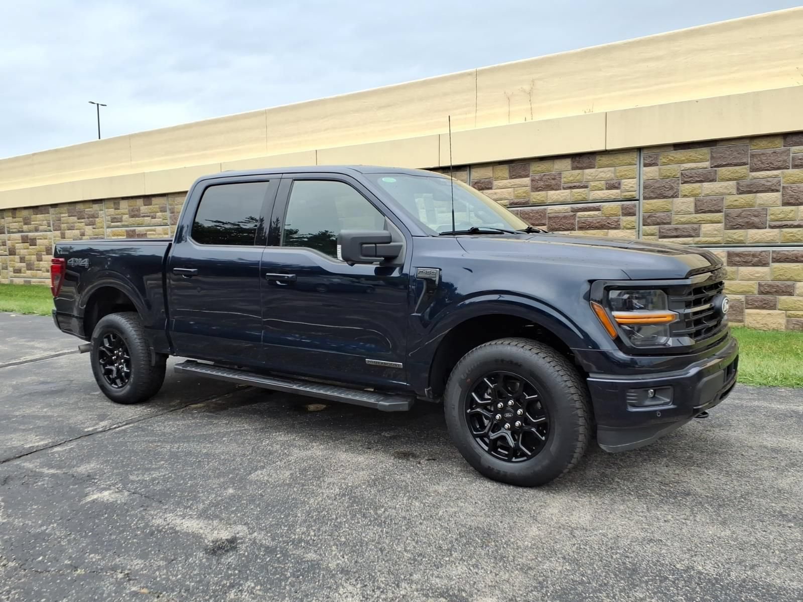 Used 2024 Ford F150 XLT w/ Equipment Group 302A MID AWD/4WD video 1