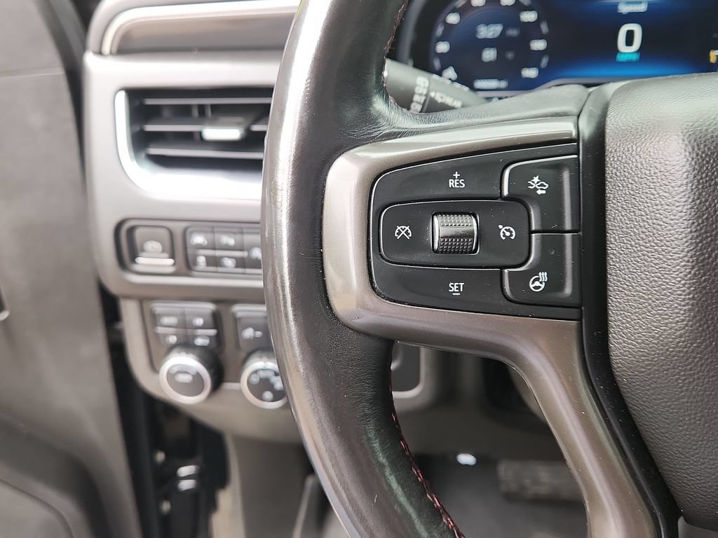 Used 2022 Chevrolet Suburban RST w/ Sport Performance Package AWD/4WD image 22