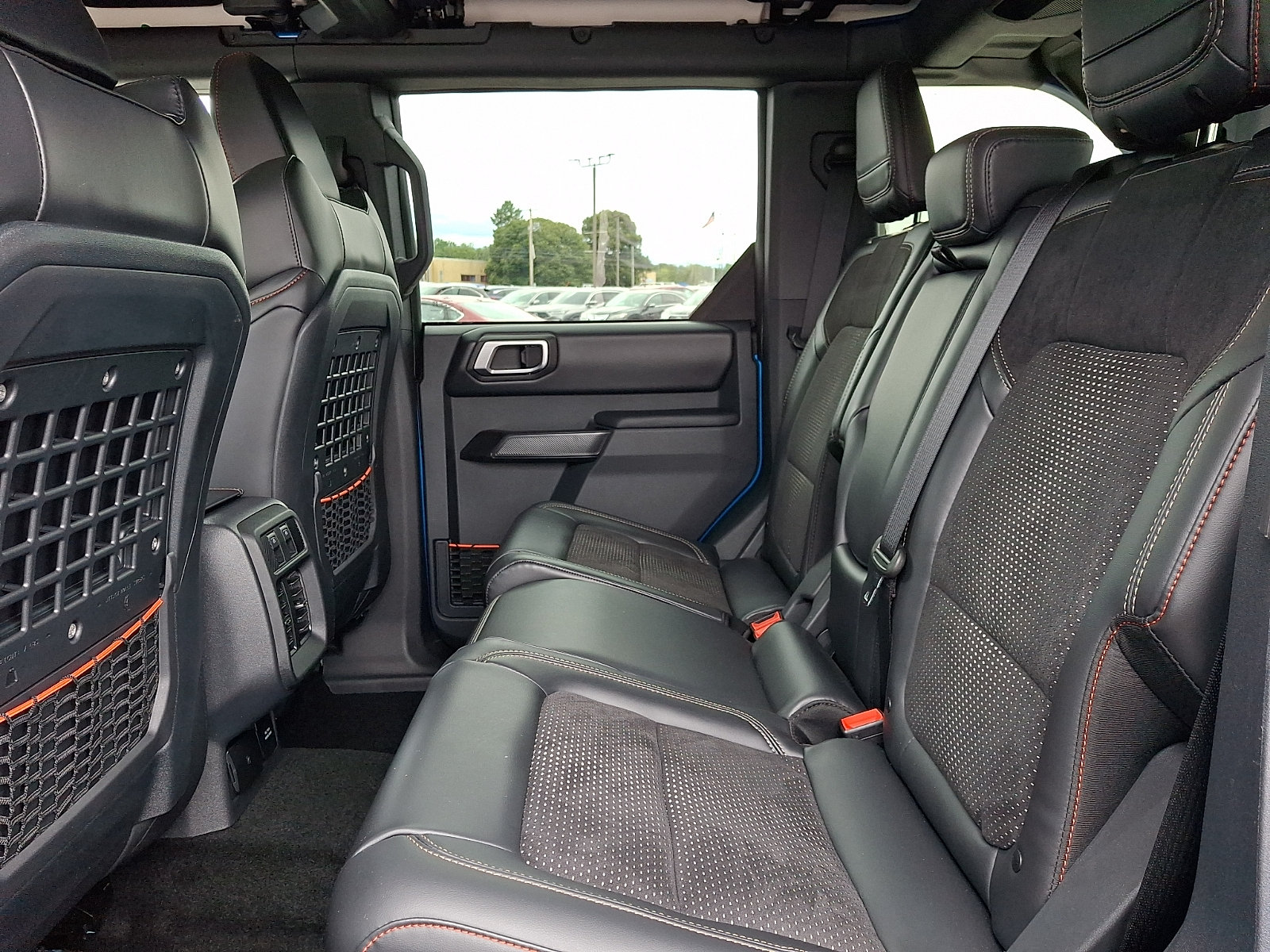 Used 2025 Ford Bronco Raptor w/ Interior Carbon Fiber Pack AWD/4WD image 10