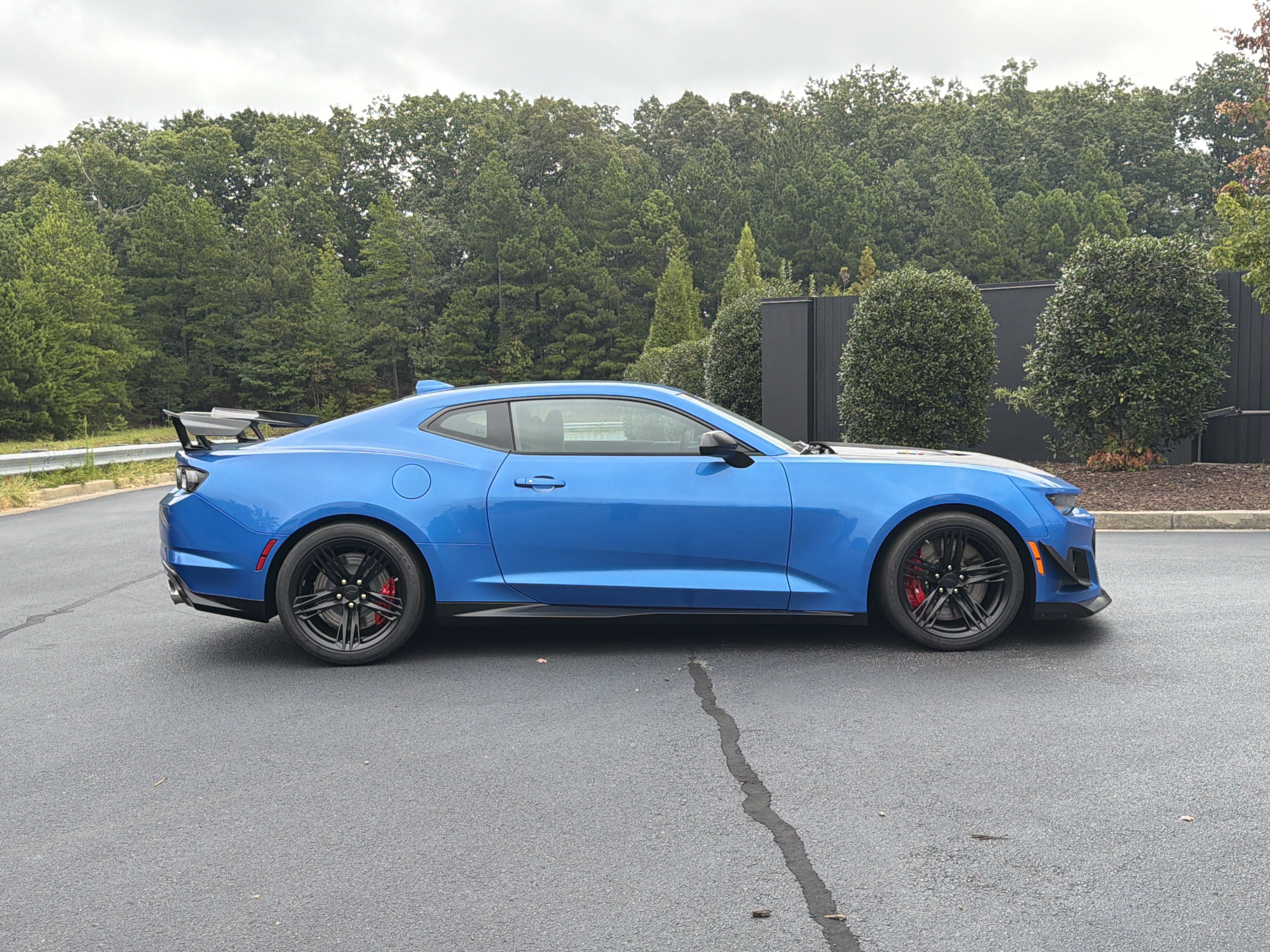 Used 2024 Chevrolet Camaro ZL1 RWD image 5