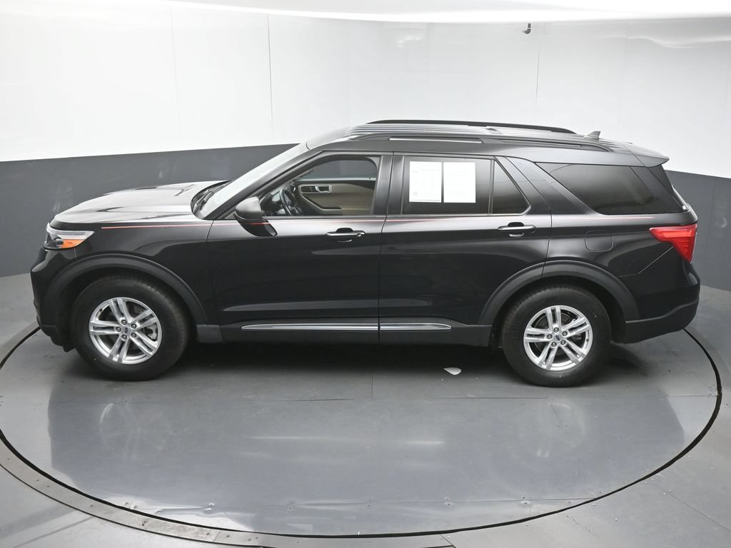 Used 2023 Ford Explorer XLT w/ Equipment Group 202A RWD image 45