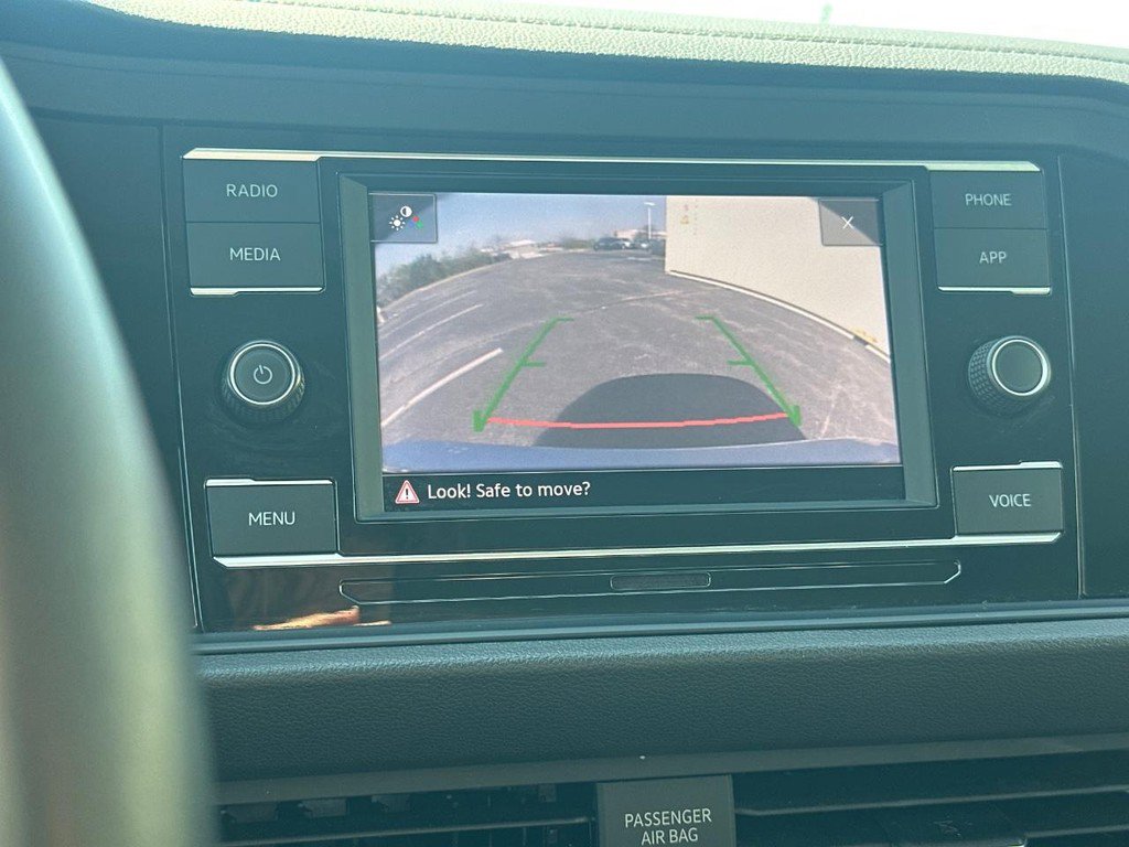 Used 2024 Volkswagen Jetta SE image 25