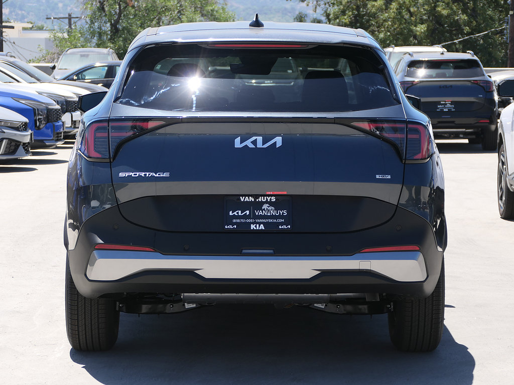 New 2026 Kia Sportage LX FWD image 4