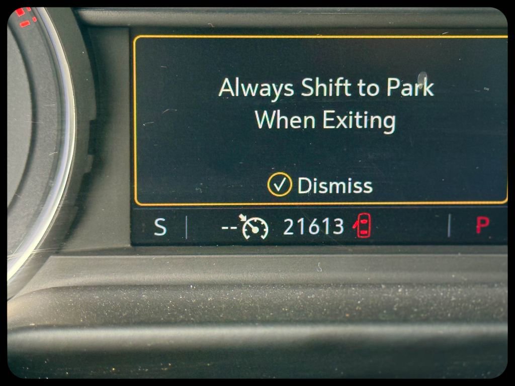Used 2021 Chevrolet Suburban 2WD image 33