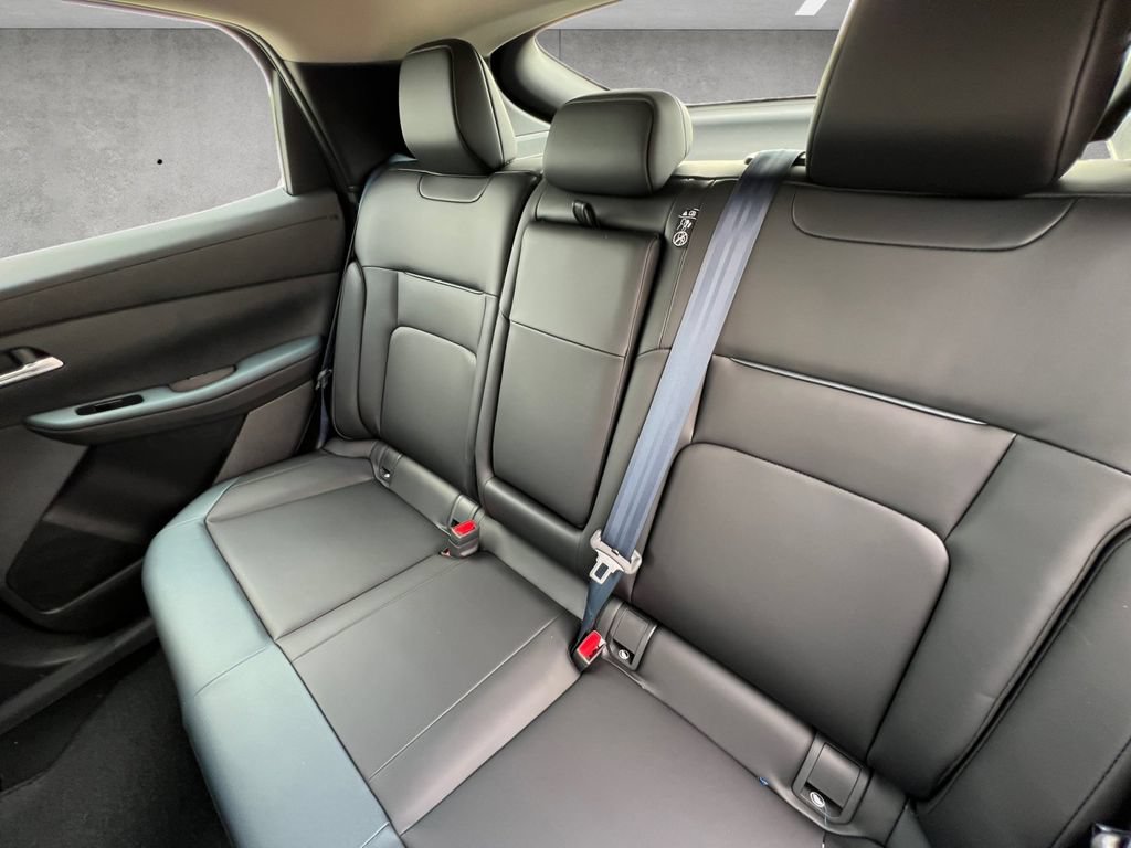 New 2026 Nissan Leaf SV+ w/ Floor Mat Package (SV+) FWD image 23