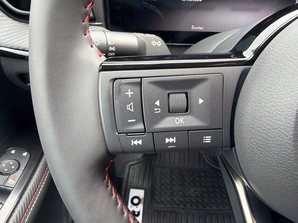 New 2027 Nissan Kicks SR AWD/4WD image 24