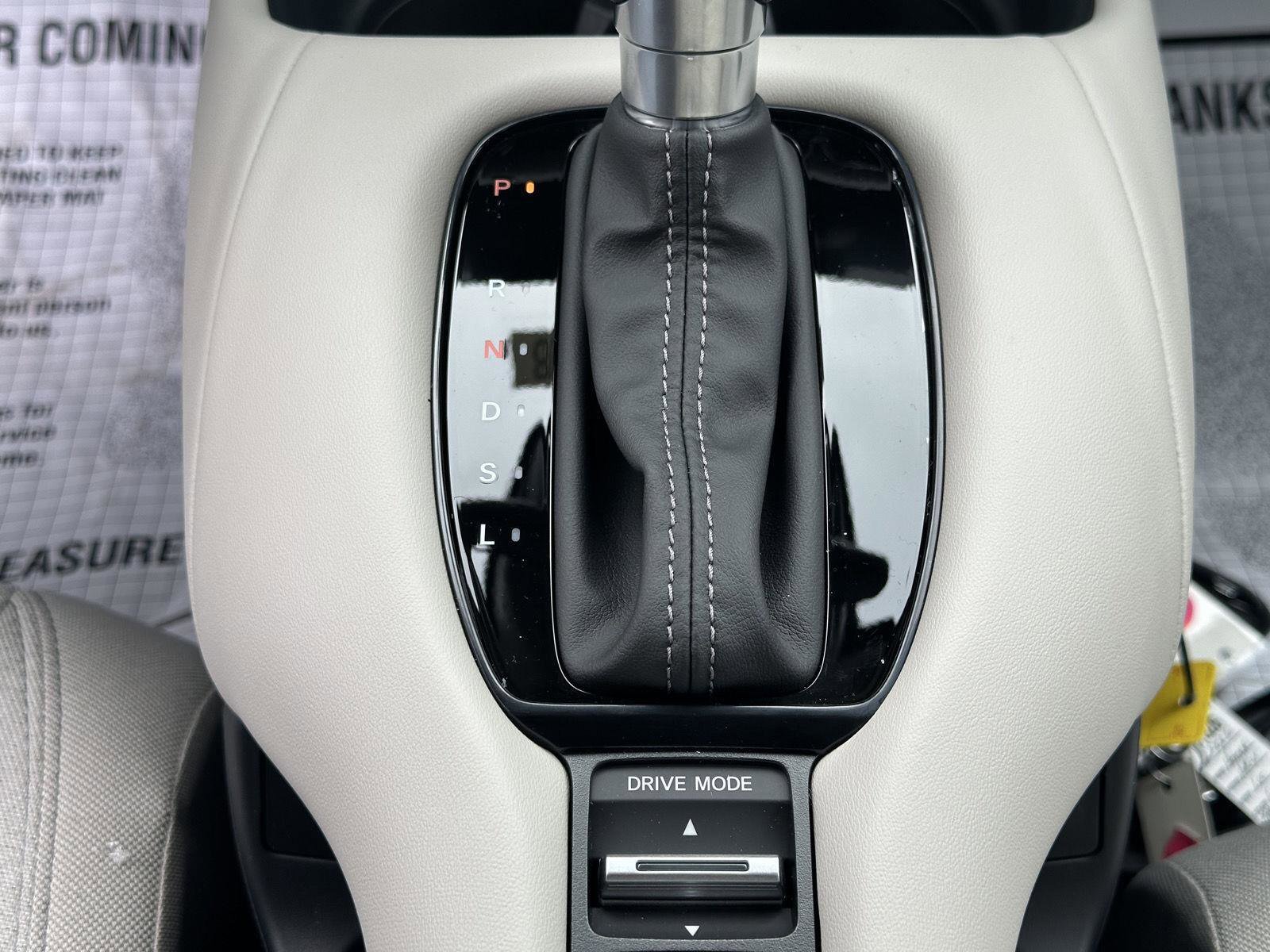 New 2026 Honda HR-V LX image 23