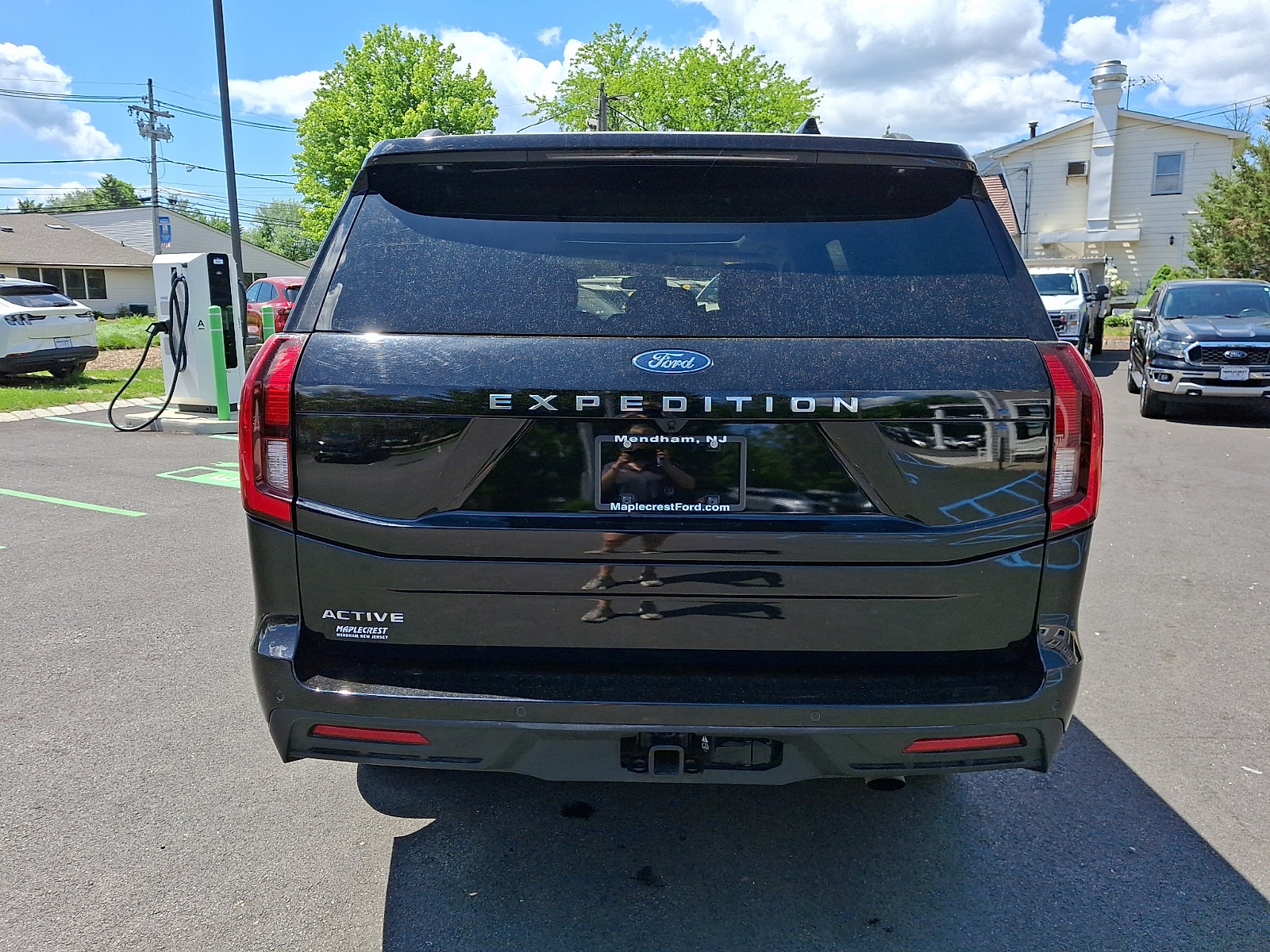 Certified 2025 Ford Expedition Active AWD/4WD image 6
