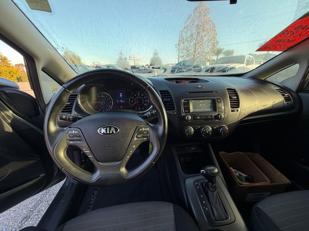 Used 2016 Kia Forte EX image 18