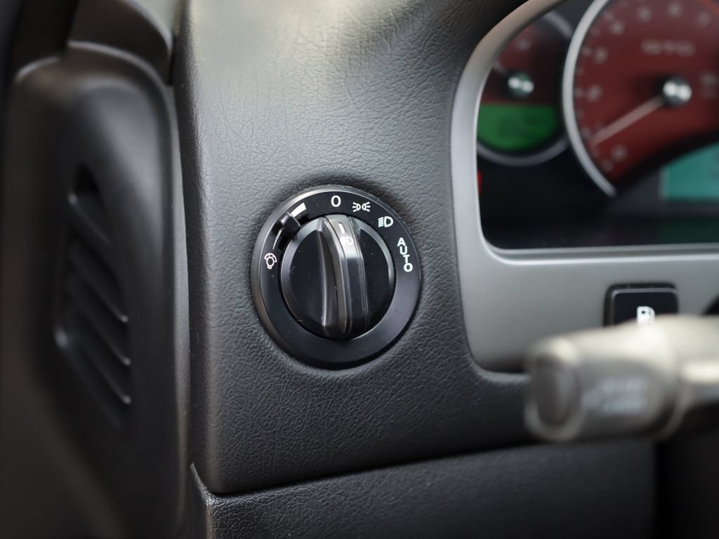Used 2006 Pontiac GTO RWD image 10