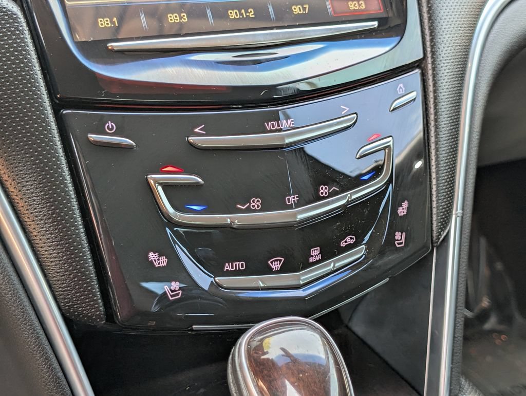 Used 2017 Cadillac XTS Luxury FWD image 26