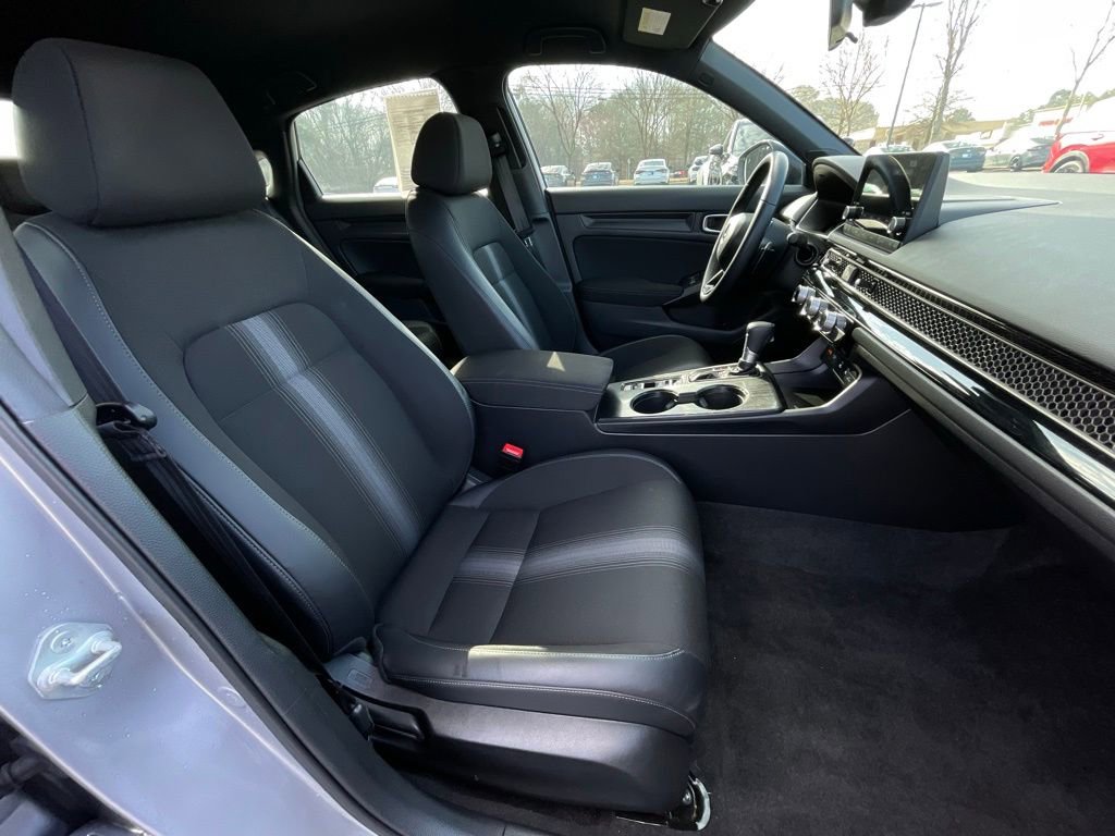 Certified 2025 Honda Civic Sport image 31