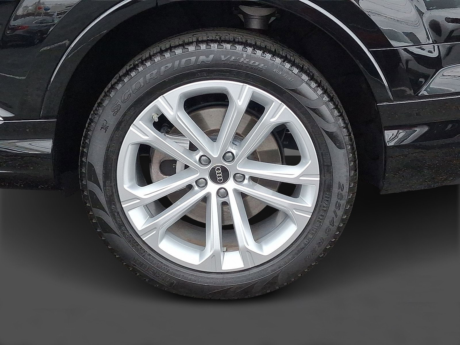 Used 2025 Audi Q7 2.0T Premium w/ Convenience Package image 7