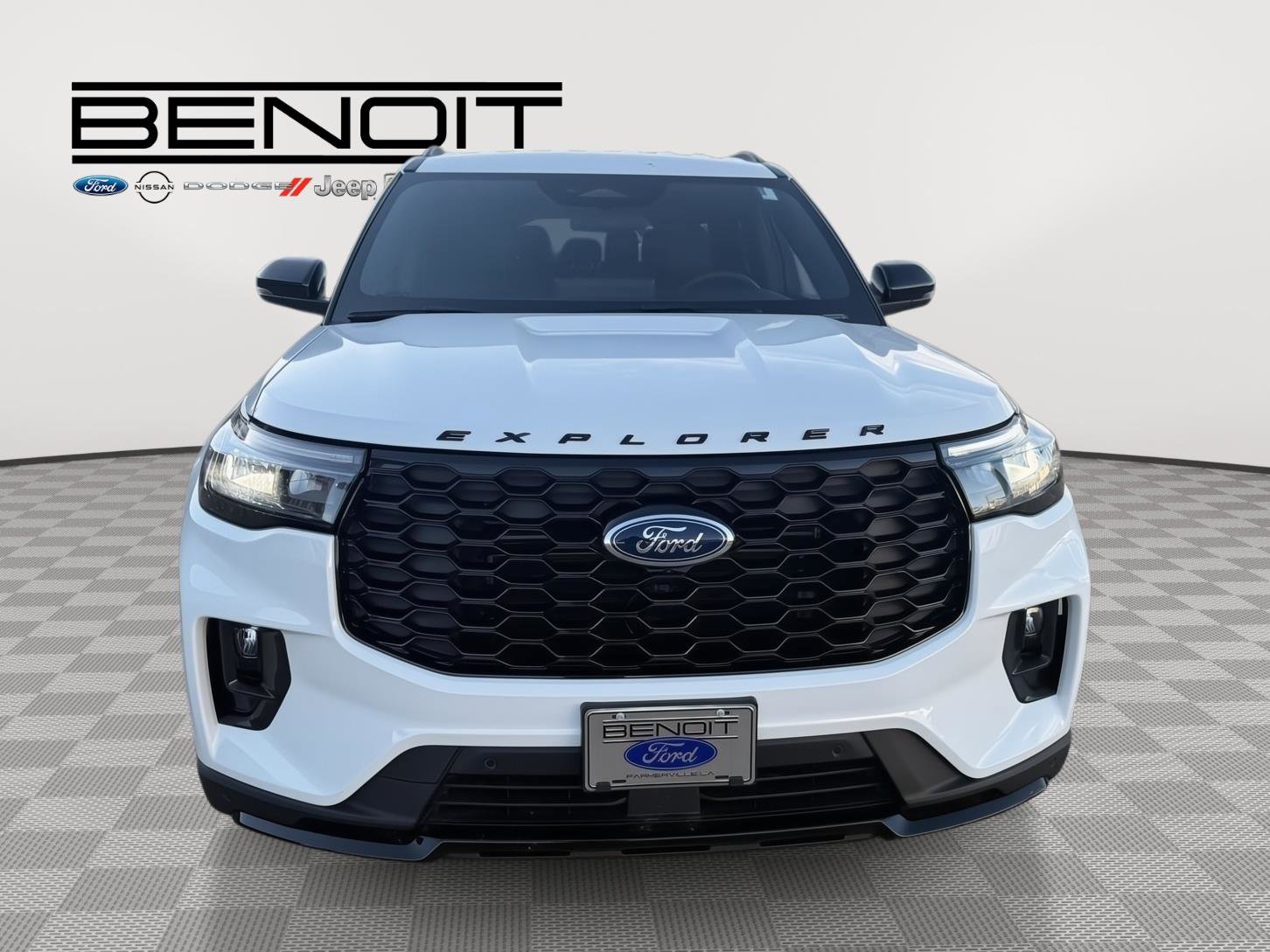 New 2025 Ford Explorer ST-Line image 3
