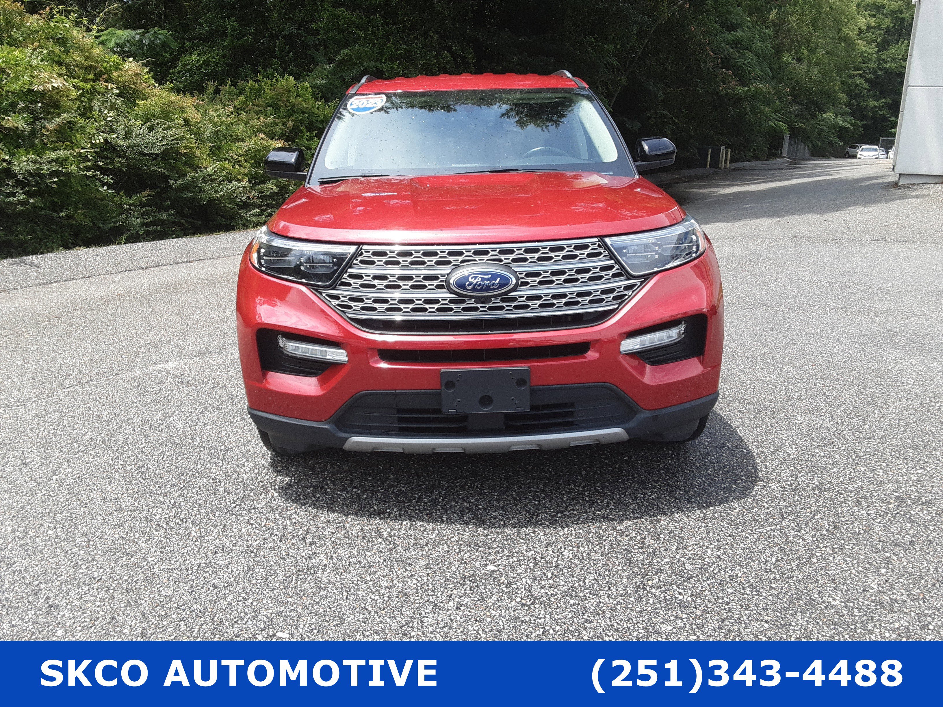 Used 2023 Ford Explorer Limited image 8