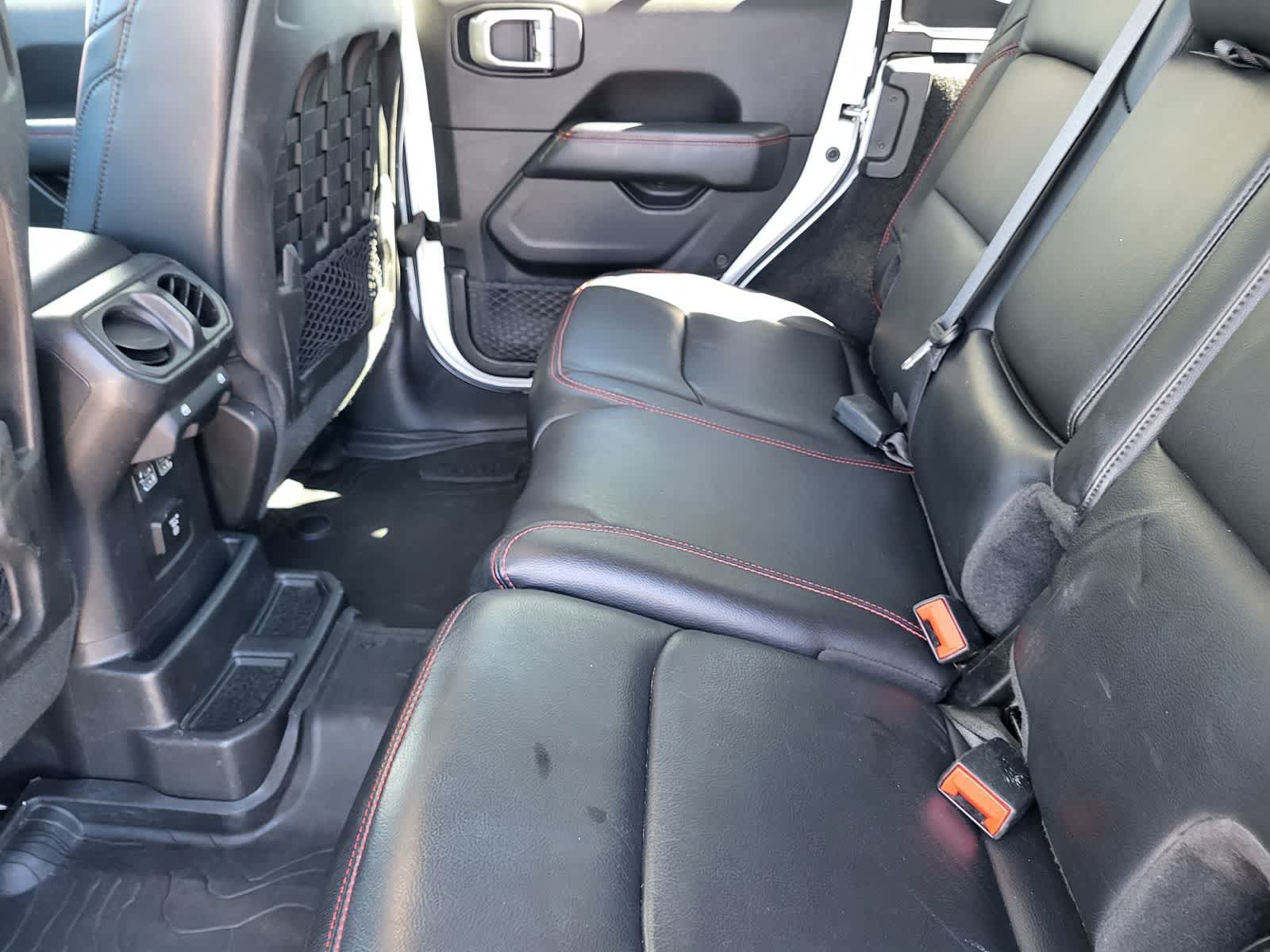 Used 2019 Jeep Wrangler Unlimited Rubicon AWD/4WD image 28
