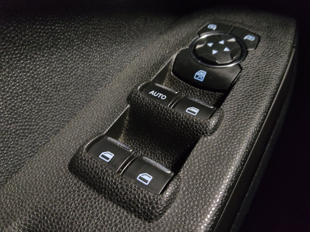 Used 2019 Ford EcoSport SE FWD image 27