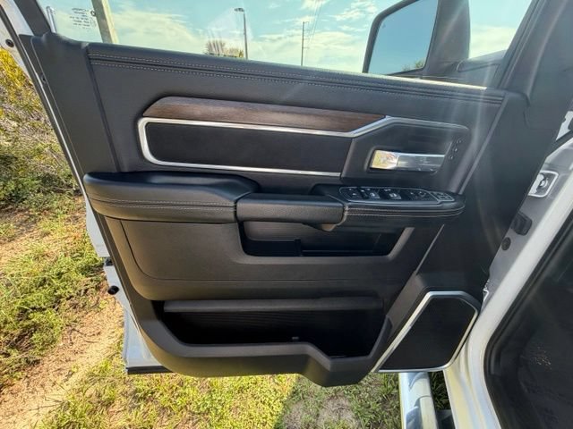 Used 2023 RAM 2500 Laramie AWD/4WD image 19