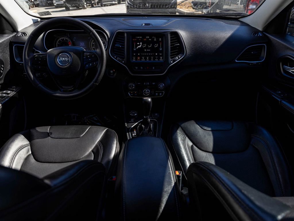 Used 2023 Jeep Cherokee Altitude Lux w/ Lux Elite Package image 32