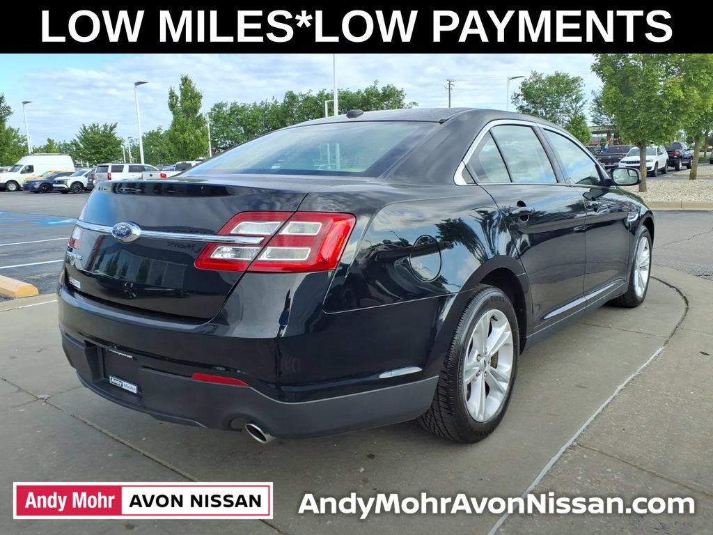 Used 2018 Ford Taurus SE FWD image 7