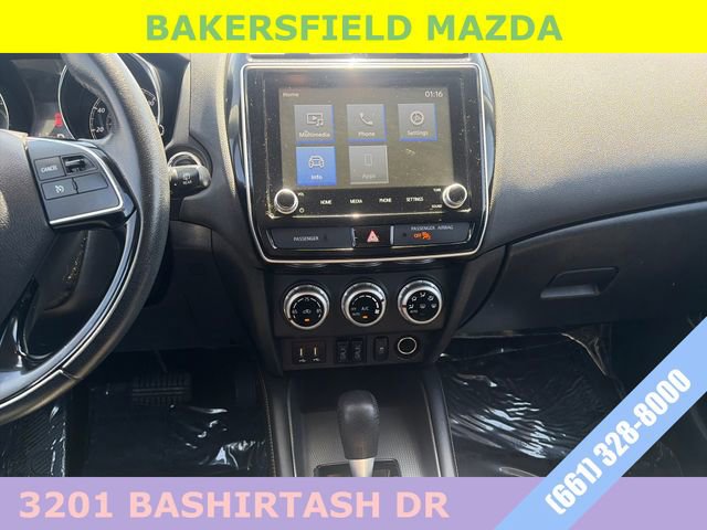 Used 2020 Mitsubishi Outlander Sport SE AWD/4WD image 19