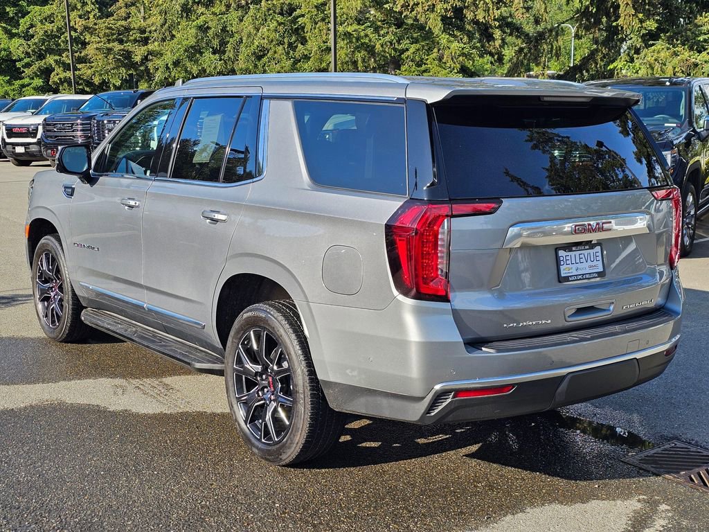 Used 2024 GMC Yukon Denali w/ Advanced Technology Package AWD/4WD image 3