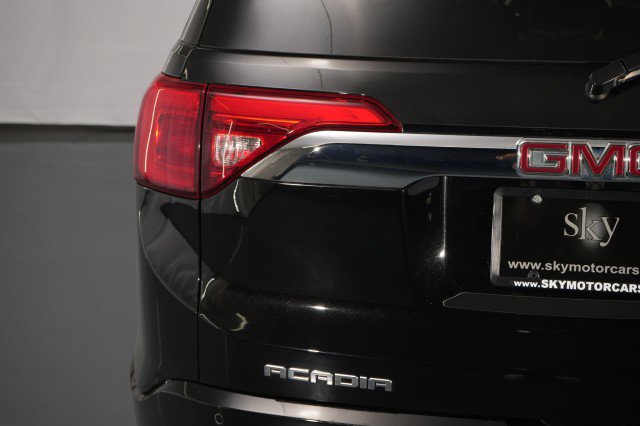 Used 2019 GMC Acadia Denali image 13