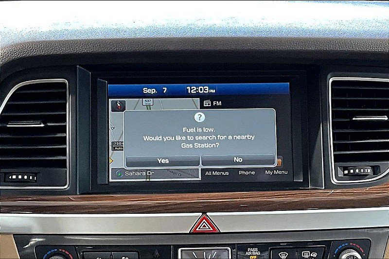 Used 2020 Genesis G80 3.8 RWD image 19