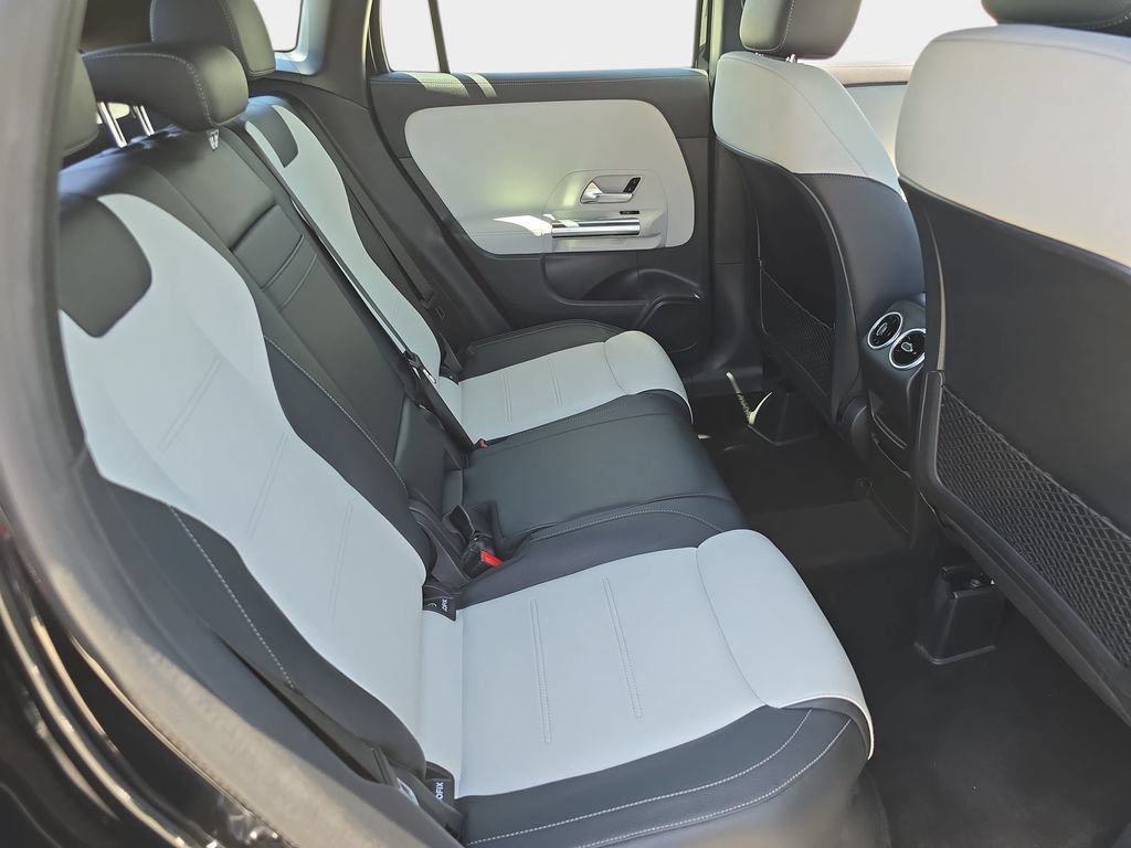Used 2022 Mercedes-Benz GLA 35 AMG 4MATIC image 13