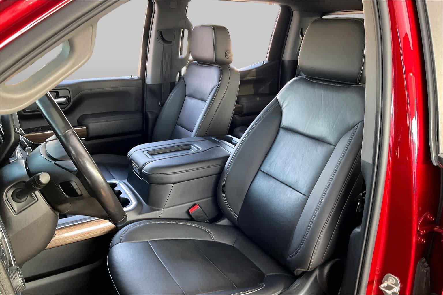 Used 2021 Chevrolet Silverado 1500 LT Trail Boss w/ Convenience Package II AWD/4WD image 9