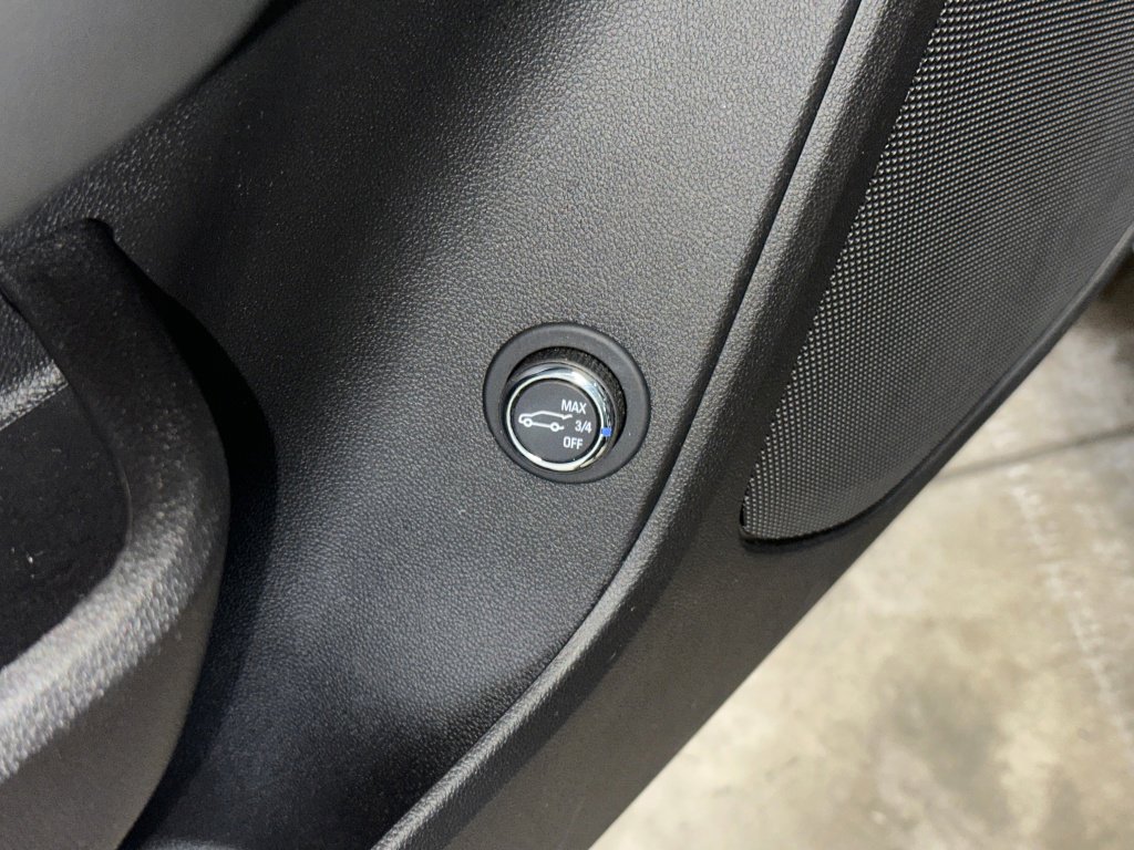 Certified 2024 Chevrolet Blazer LT w/ Convenience Package image 6