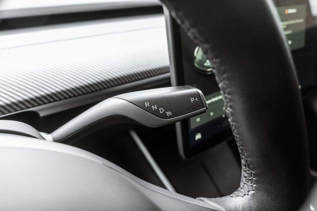 Used 2020 Tesla Model Y Long Range image 24