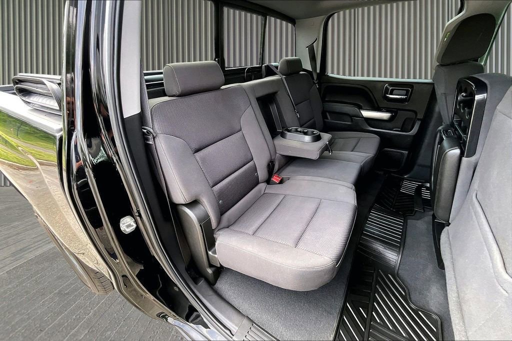 Used 2018 Chevrolet Silverado 1500 LT w/ All Star Edition AWD/4WD image 29