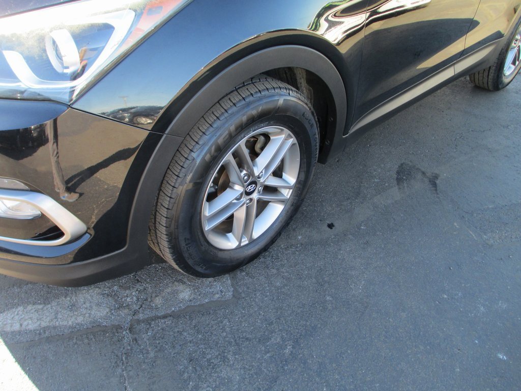 Used 2017 Hyundai Santa Fe Sport image 11