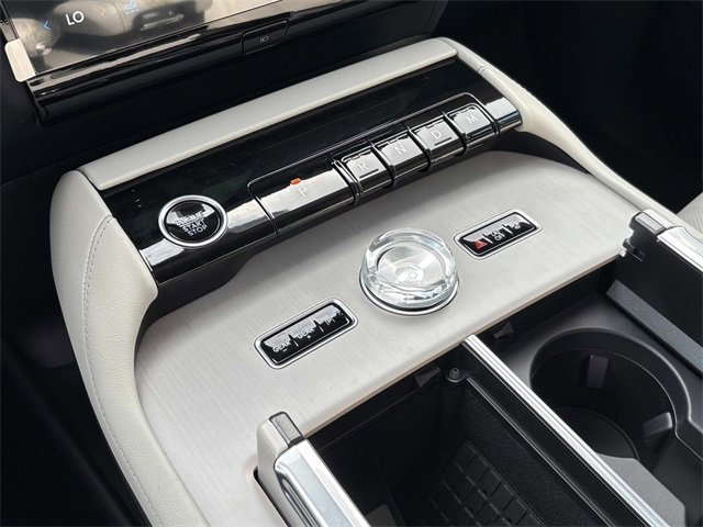 New 2025 Lincoln Navigator L Reserve image 31