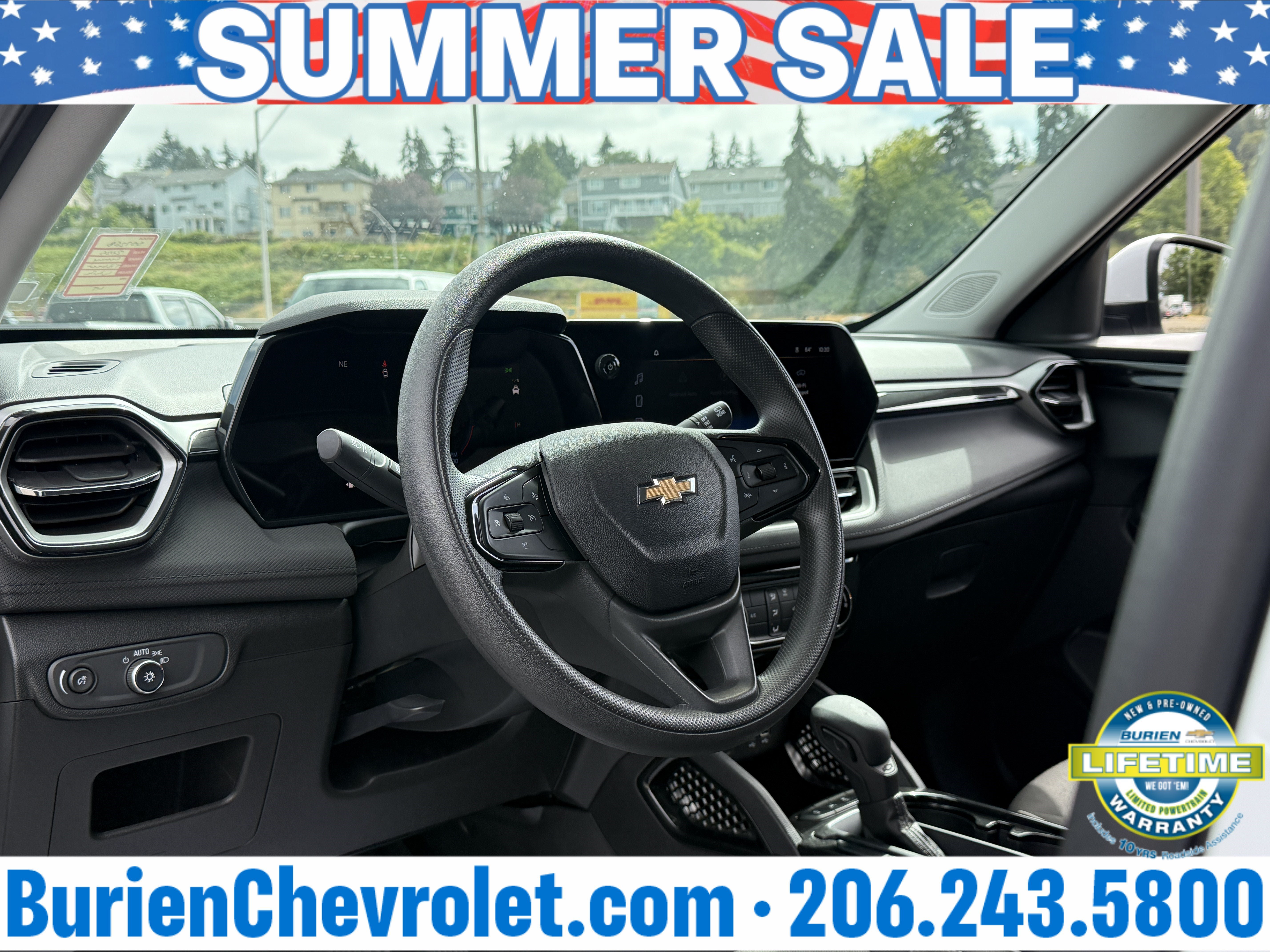 Used 2025 Chevrolet TrailBlazer LT AWD/4WD image 12
