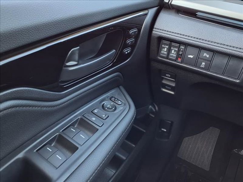 New 2026 Honda Odyssey Touring image 20
