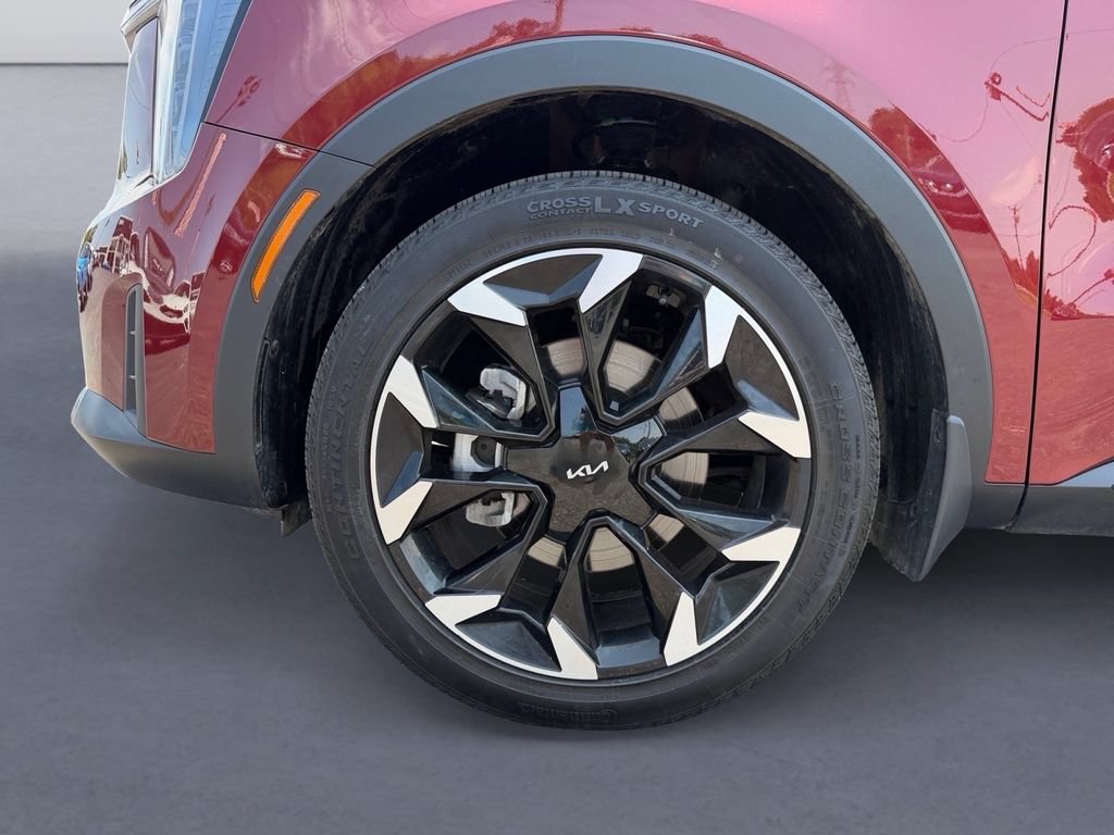 Used 2025 Kia Sorento EX w/ Panoramic Sunroof Package FWD image 9