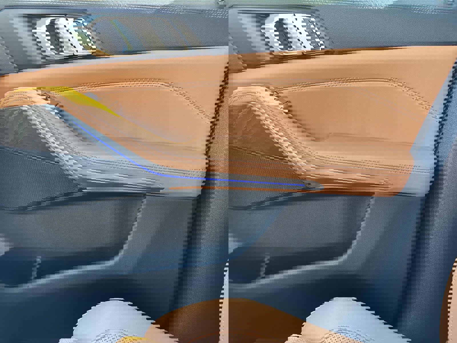 Used 2023 BMW X5 sDrive40i w/ Parking Assistance Package image 23