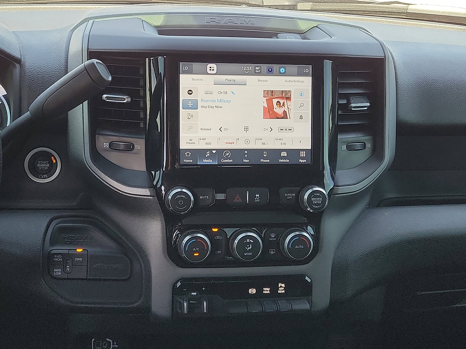 Used 2024 RAM 3500 Tradesman w/ Chrome Appearance Group image 10