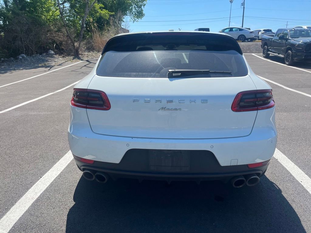 Used 2018 Porsche Macan Sport Edition AWD/4WD image 4