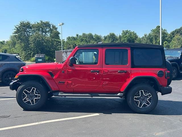 New 2025 Jeep Wrangler Unlimited Sahara AWD/4WD image 4