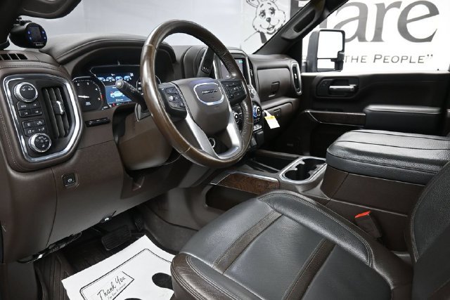 Used 2023 GMC Sierra 3500 Denali w/ Denali Ultimate Package AWD/4WD image 14