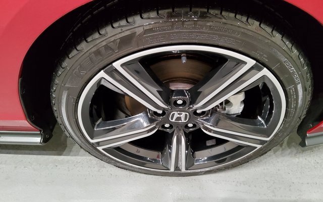 Used 2024 Honda Accord Sport image 33